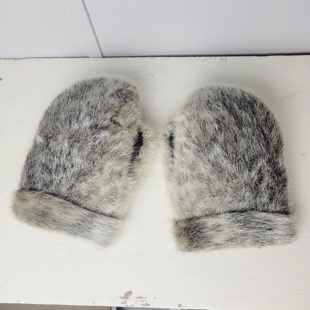 Vintage Gray Fur Mittens